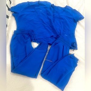 Jaanuu scrubs- royal blue